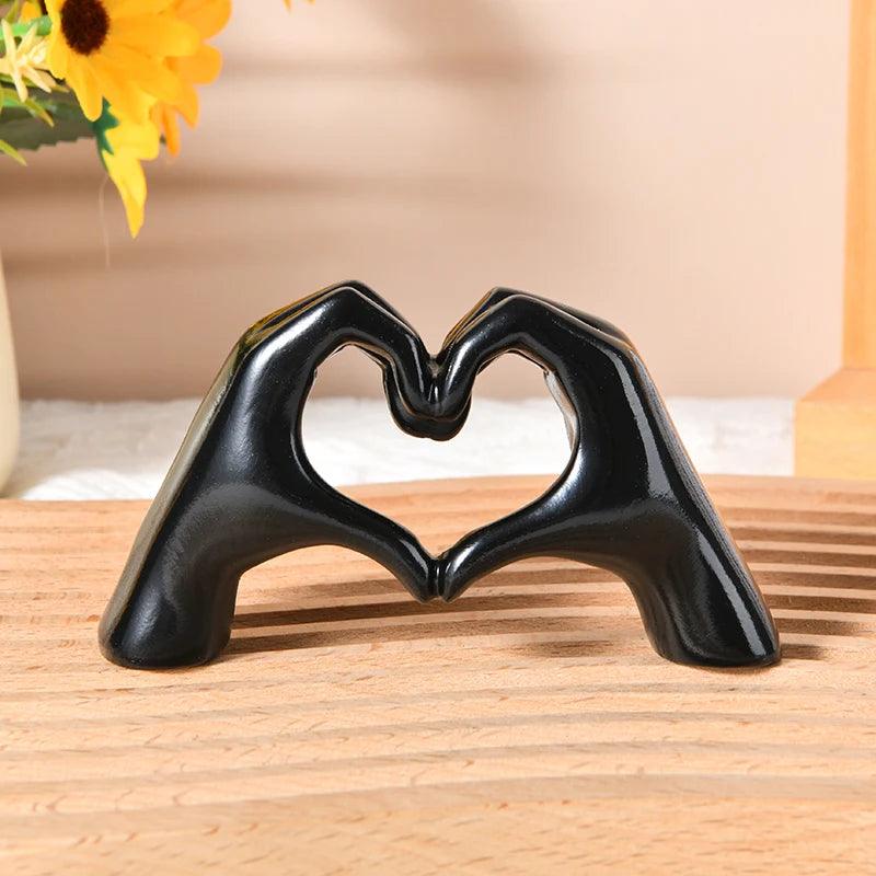 Heart Hand Statue Decoration - StarsKing Technology